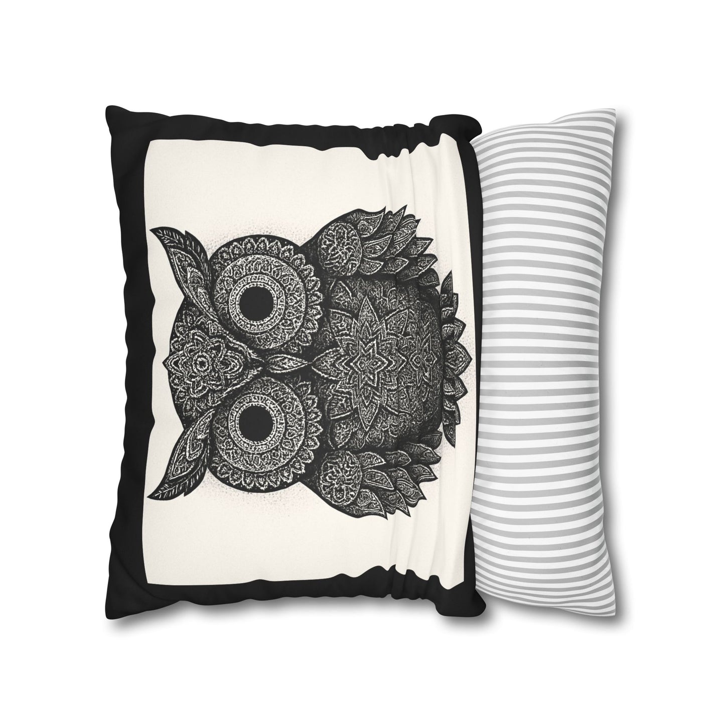 Black & White Owl Pillowcase - Boho Home Decor, Cozy Cushion Cover, Gift for Animal Lovers, Nature Accent Pillow, Living Room Decor